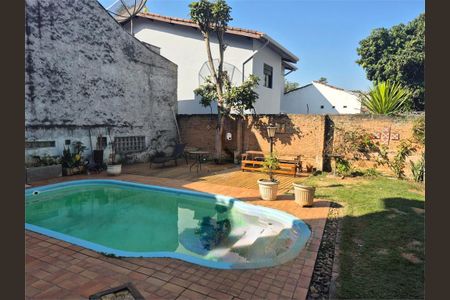 Casa à venda com 187m², 4 quartos e 4 vagas