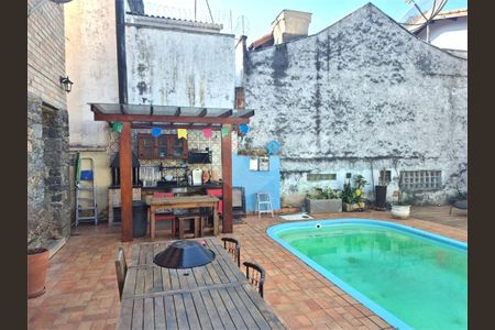 Casa à venda com 187m², 4 quartos e 4 vagas