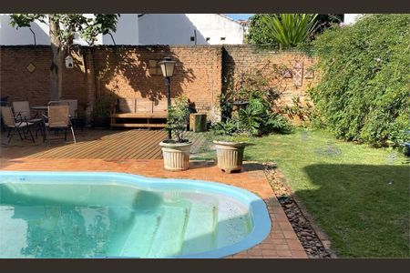 Casa à venda com 187m², 4 quartos e 4 vagas