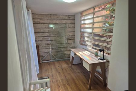 Casa à venda com 187m², 4 quartos e 4 vagas