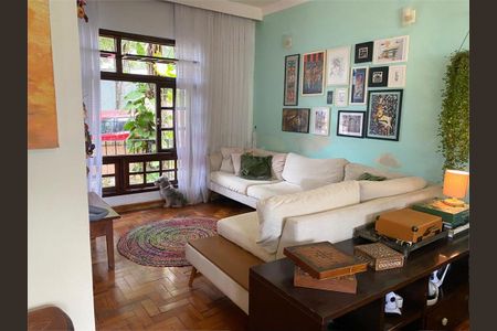 Casa à venda com 4 quartos, 187m² em Vila Albertina, São Paulo