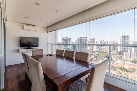 Apartamento à venda com 58m², 1 quarto e 1 vagaVaranda