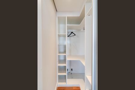 Apartamento à venda com 58m², 1 quarto e 1 vagaQuarto