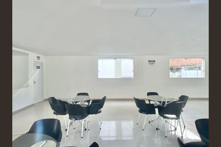 Apartamento à venda com 43m², 2 quartos e 1 vagaÁrea comum - Salão de festas