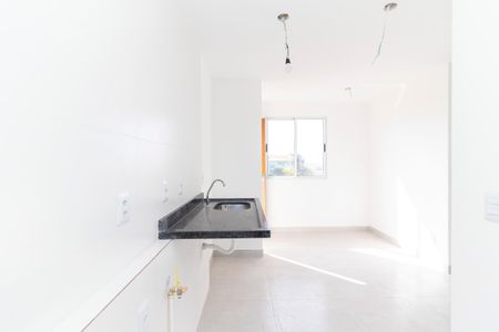 Apartamento à venda com 40m², 2 quartos e 1 vaga Apartamento à venda com 40m², 2 quartos e 1 vagaCozinha e Área de Serviço