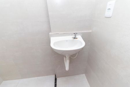 Apartamento à venda com 40m², 2 quartos e 1 vaga Apartamento à venda com 40m², 2 quartos e 1 vagaBanheiro