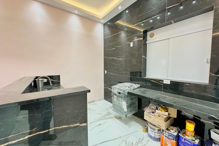 Apartamento à venda com 44m², 1 quarto e sem vaga Apartamento à venda com 44m², 1 quarto e sem vagaCozinha e Área de Serviço