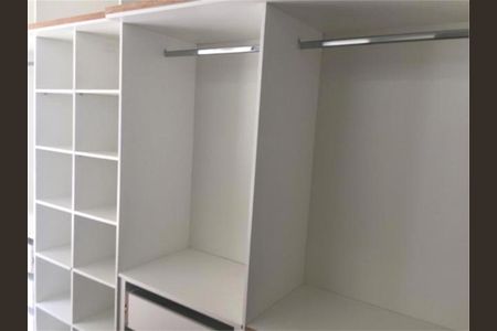 Apartamento à venda com 3 quartos, 230m² em Santa Cecilia, São Paulo