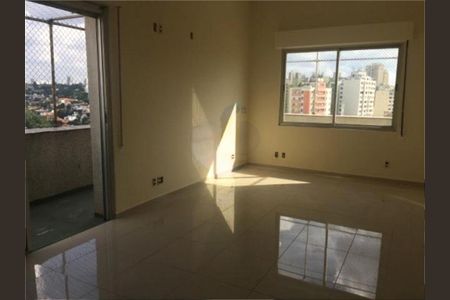 Apartamento à venda com 3 quartos, 230m² em Santa Cecilia, São Paulo