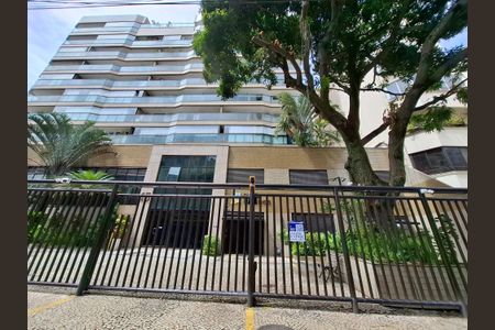 Apartamento à venda com 95m², 3 quartos e 1 vagaFachada