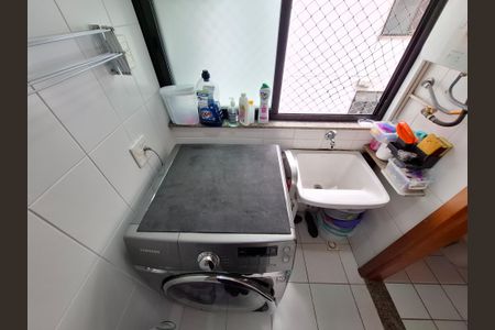 Apartamento à venda com 95m², 3 quartos e 1 vagaÁrea de serviço