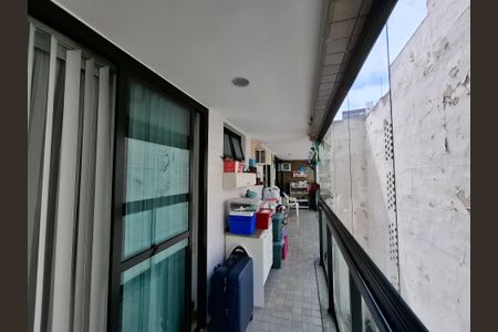 Apartamento à venda com 95m², 3 quartos e 1 vagaVaranda