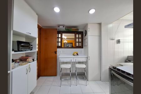 Apartamento à venda com 95m², 3 quartos e 1 vagaCozinha