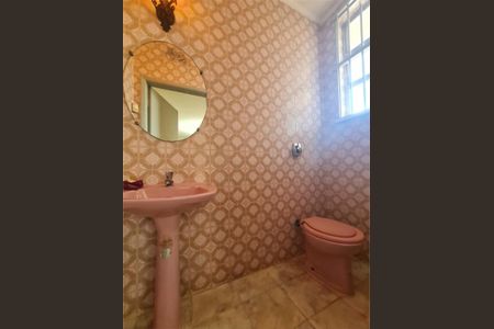 Casa à venda com 4 quartos, 295m² em Interlagos, São Paulo