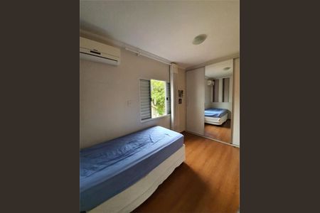 Casa à venda com 3 quartos, 138m² em Vila Santo Estefano, São Paulo