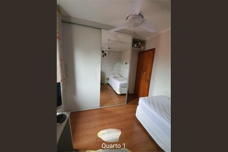 Casa à venda com 3 quartos, 138m² em Vila Santo Estefano, São Paulo