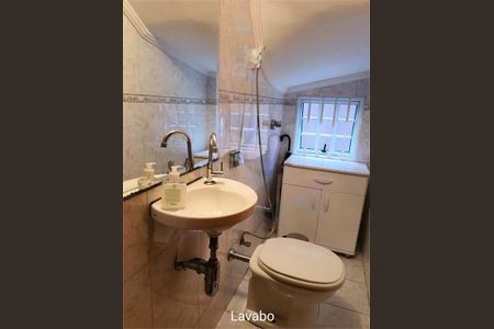 Casa à venda com 3 quartos, 138m² em Vila Santo Estefano, São Paulo