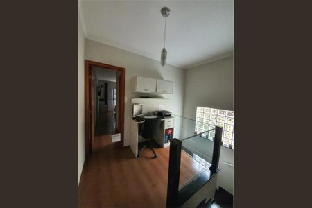 Casa à venda com 3 quartos, 138m² em Vila Santo Estefano, São Paulo