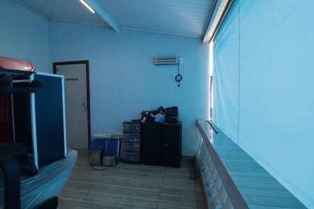 Casa à venda com 359m², 2 quartos e 4 vagasQuintal