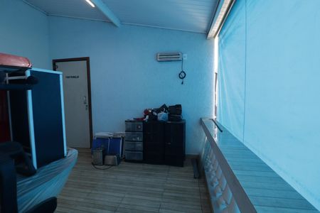 Casa à venda com 359m², 2 quartos e 4 vagasQuintal