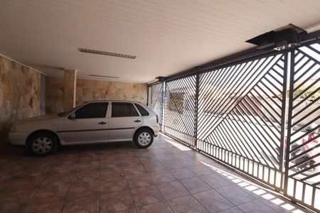 Casa à venda com 359m², 2 quartos e 4 vagasGaragem