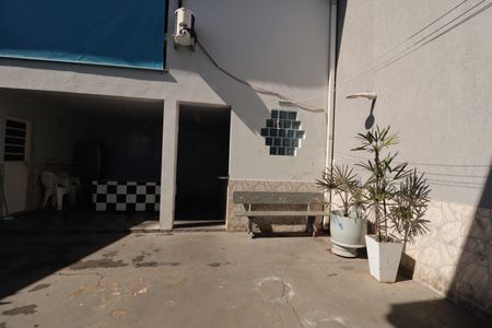 Casa à venda com 359m², 2 quartos e 4 vagas Área de Serviço