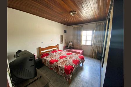 Casa à venda com 4 quartos, 100m² em Vila Fachini, São Paulo