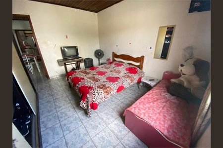 Casa à venda com 4 quartos, 100m² em Vila Fachini, São Paulo