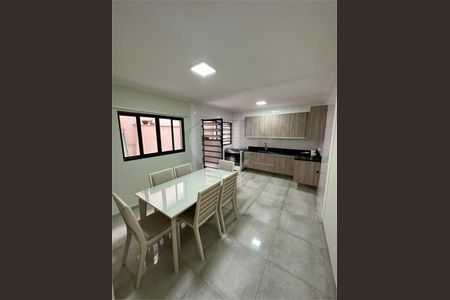 Casa à venda com 113m², 3 quartos e 3 vagas