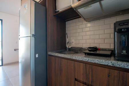 Cozinha de apartamento à venda com 1 quarto, 25m² em Santo Amaro, São Paulo