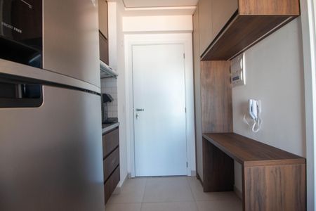 Cozinha de apartamento à venda com 1 quarto, 25m² em Santo Amaro, São Paulo