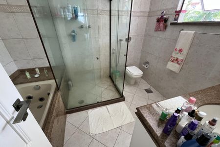 Apartamento à venda com 600m², 4 quartos e 3 vagasBanheiro da Suíte 3