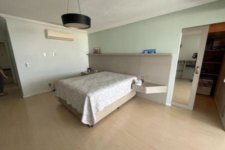 Apartamento à venda com 600m², 4 quartos e 3 vagasSuíte 1