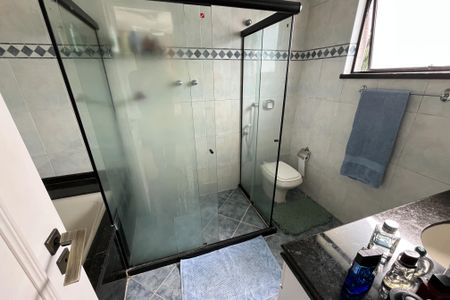 Apartamento à venda com 600m², 4 quartos e 3 vagasBanheiro da Suíte 4