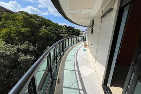 Apartamento à venda com 600m², 4 quartos e 3 vagasVaranda da Suíte 4