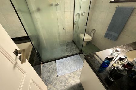 Apartamento à venda com 600m², 4 quartos e 3 vagasBanheiro da Suíte 4