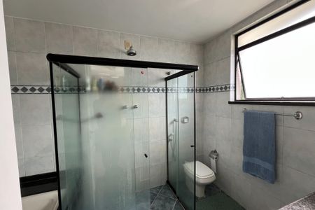 Apartamento à venda com 600m², 4 quartos e 3 vagasBanheiro da Suíte 4