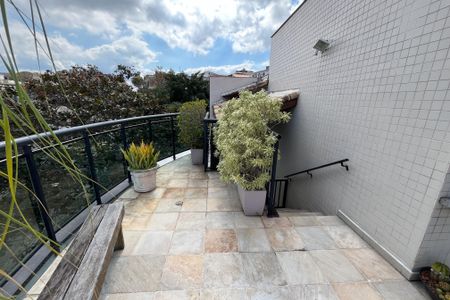 Apartamento à venda com 600m², 4 quartos e 3 vagasVaranda gourmet