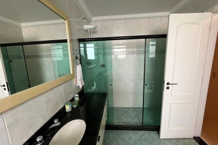 Apartamento à venda com 600m², 4 quartos e 3 vagasBanheiro da Suíte 2