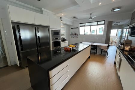 Apartamento à venda com 600m², 4 quartos e 3 vagasCozinha