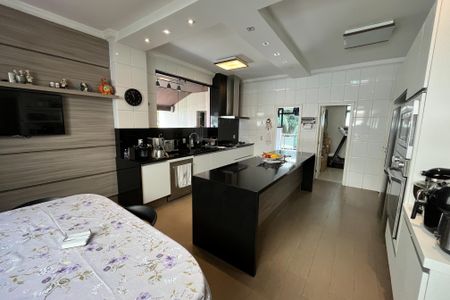 Apartamento à venda com 600m², 4 quartos e 3 vagasCozinha