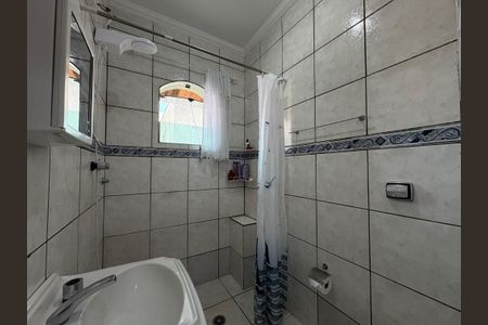 Casa à venda com 360m², 5 quartos e 5 vagasBanheiro da suíte 4