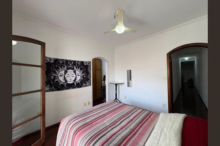 Casa à venda com 360m², 5 quartos e 5 vagasSuite 4