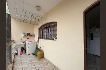 Casa à venda com 360m², 5 quartos e 5 vagasLavanderia