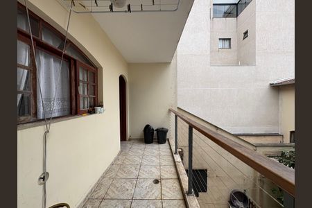 Casa à venda com 360m², 5 quartos e 5 vagasLavanderia
