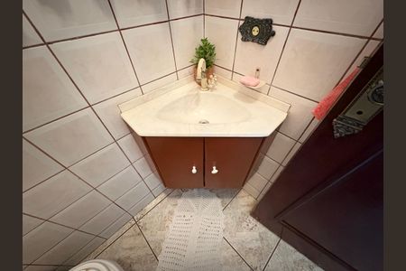 Casa à venda com 360m², 5 quartos e 5 vagasLavabo