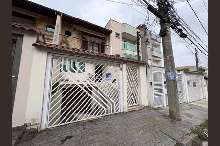 Casa à venda com 360m², 5 quartos e 5 vagasFachada + plaquinha