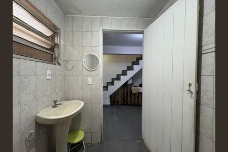 Casa à venda com 360m², 5 quartos e 5 vagasBanheiro de serviço edícula