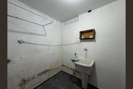 Casa à venda com 360m², 5 quartos e 5 vagasLavanderia edícula