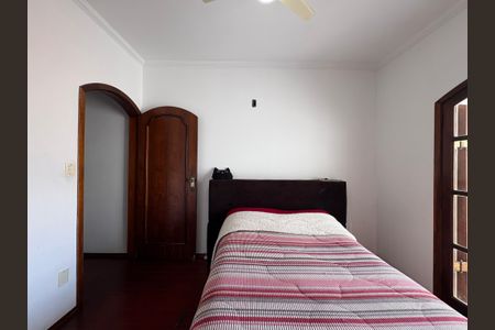 Casa à venda com 360m², 5 quartos e 5 vagasSuite 4